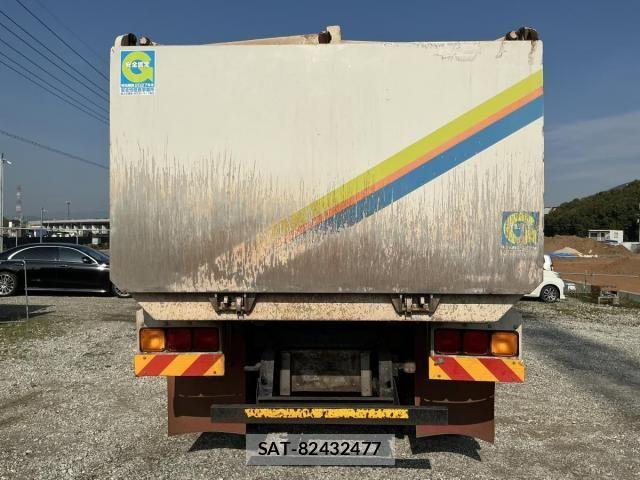 Isuzu GIGA 2014-09 6007008-5