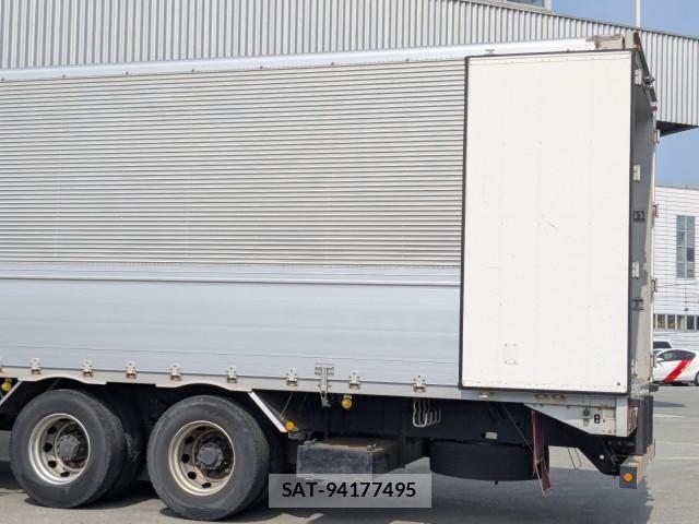 Isuzu GIGA 2017-03 6007007-10