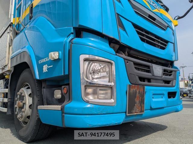 Isuzu GIGA 2017-03 6007007-24