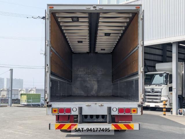 Isuzu GIGA 2017-03 6007007-5