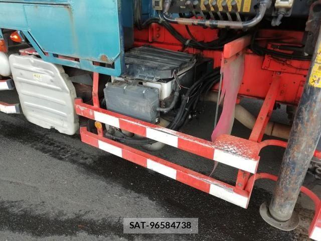 Isuzu GIGA 2011-06 6007004-15