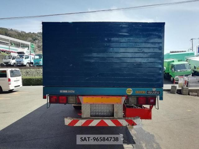 Isuzu GIGA 2011-06 6007004-5