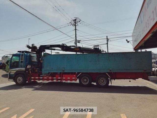 Isuzu GIGA 2011-06 6007004-7