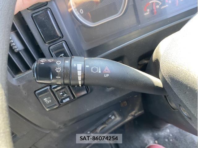 Isuzu GIGA 2018-11 6006989-28