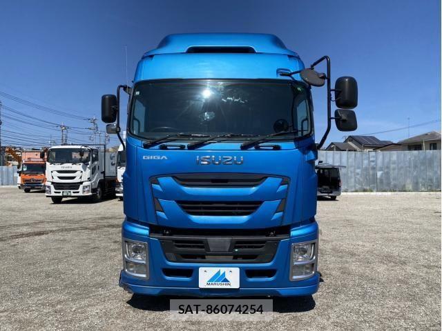 Isuzu GIGA 2018-11 6006989-4