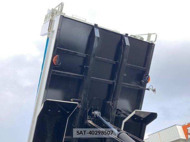 Isuzu GIGA 2024-09 6006987-11