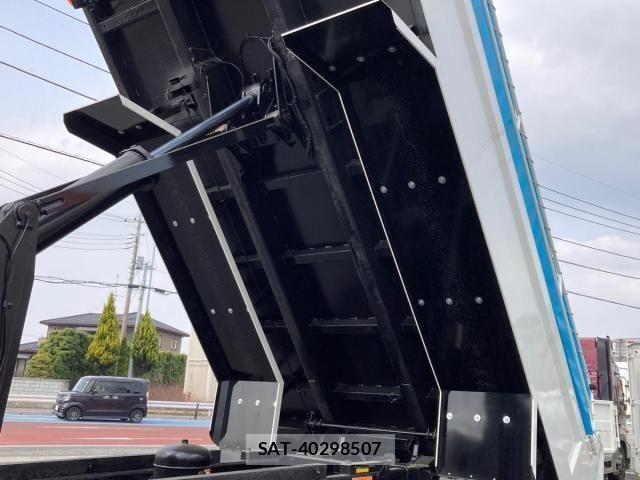 Isuzu GIGA 2024-09 6006987-12