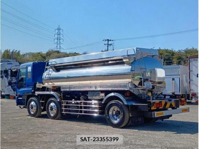 Isuzu GIGA 2008-02 6215027-4