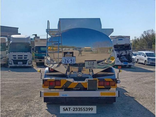 Isuzu GIGA 2008-02 6215027-5