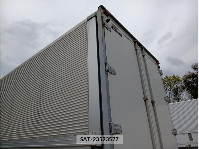 Isuzu GIGA 2012-12 6244221-13