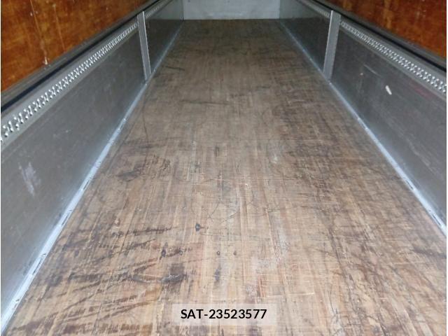 Isuzu GIGA 2012-12 6244221-25