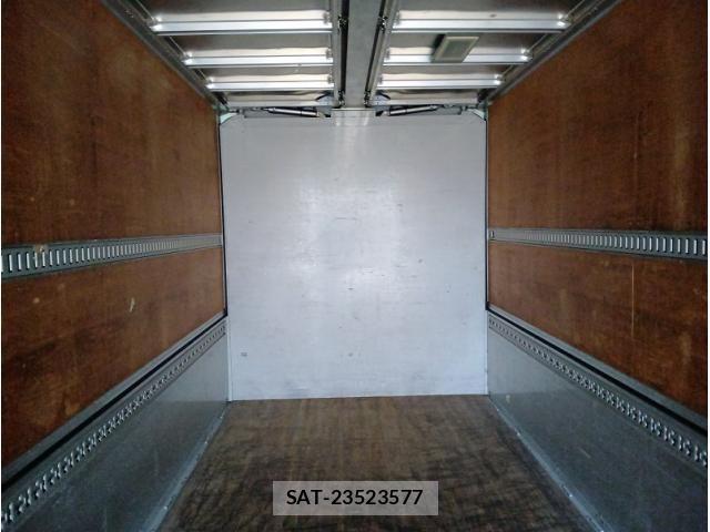 Isuzu GIGA 2012-12 6244221-28