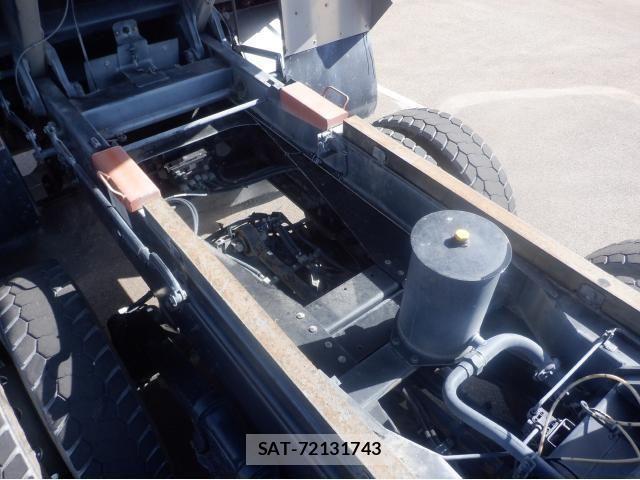 Isuzu GIGA 2019-09 6244218-23