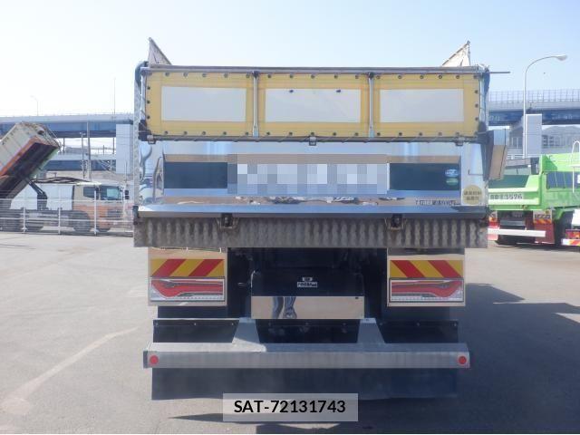 Isuzu GIGA 2019-09 6244218-5