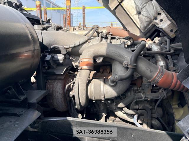 Isuzu GIGA 2013-12 6264207-12