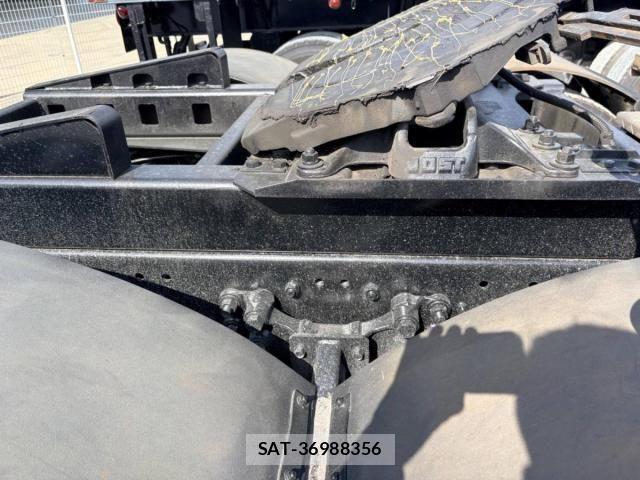 Isuzu GIGA 2013-12 6264207-20