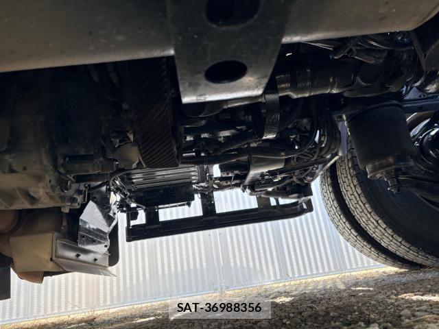 Isuzu GIGA 2013-12 6264207-23