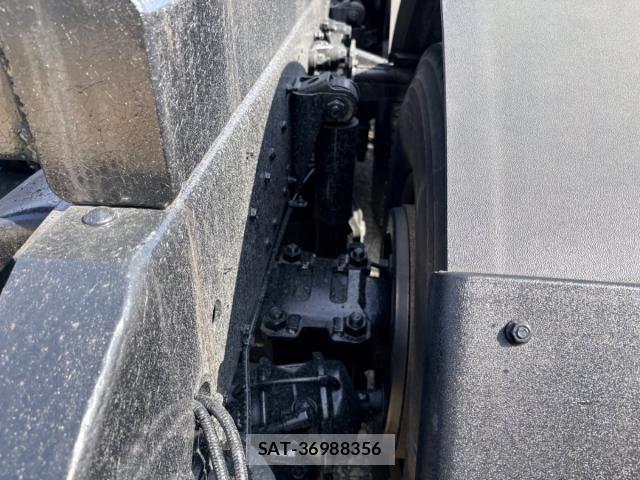 Isuzu GIGA 2013-12 6264207-27