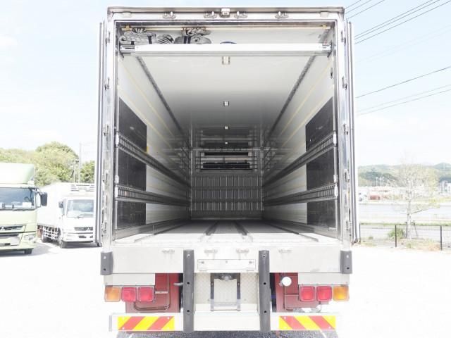 Isuzu GIGA 2013-11 6274347-11