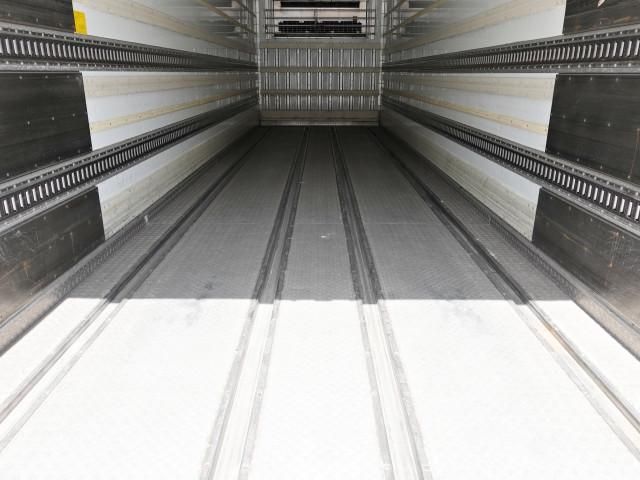 Isuzu GIGA 2013-11 6274347-15
