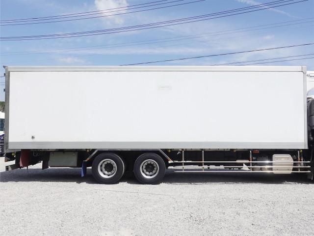 Isuzu GIGA 2013-11 6274347-5