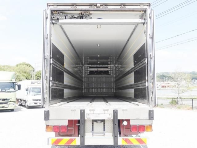 Isuzu GIGA 2013-11 6274346-11