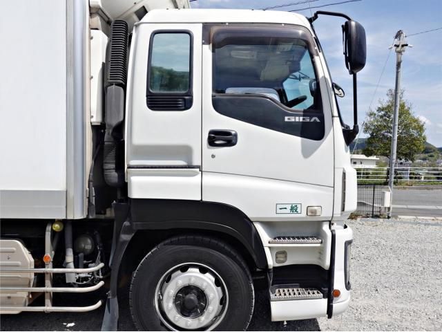 Isuzu GIGA 2013-11 6274346-4
