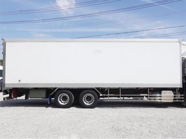 Isuzu GIGA 2013-11 6274346-5