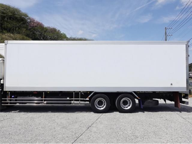 Isuzu GIGA 2013-11 6274346-8