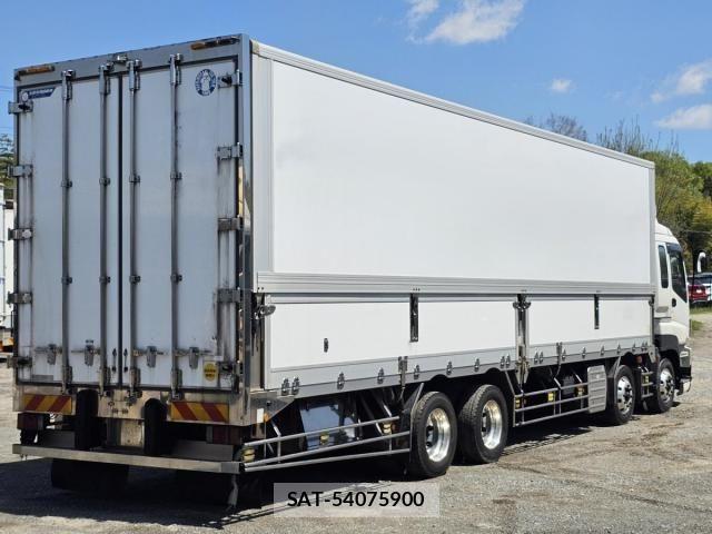 Isuzu GIGA 2012-03 6304299-2