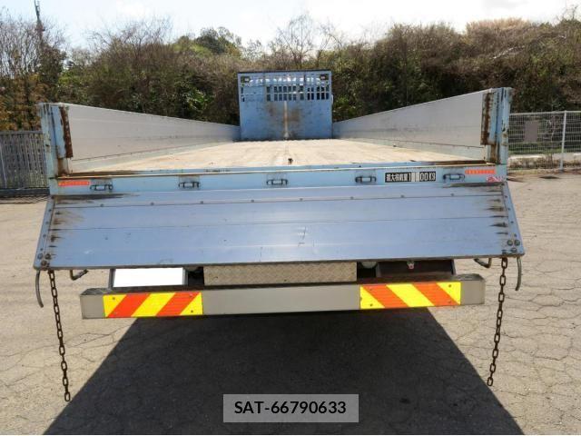 Isuzu GIGA 2018-06 6498075-5