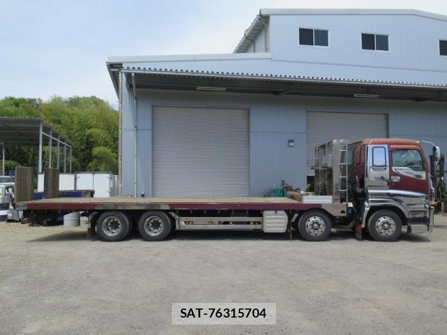 Isuzu GIGA 2010-11 6498069-5