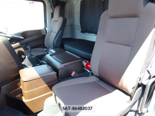 Isuzu GIGA 2024-03 6526219-25