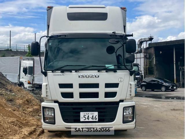 Isuzu GIGA 2014-01 6526228-1