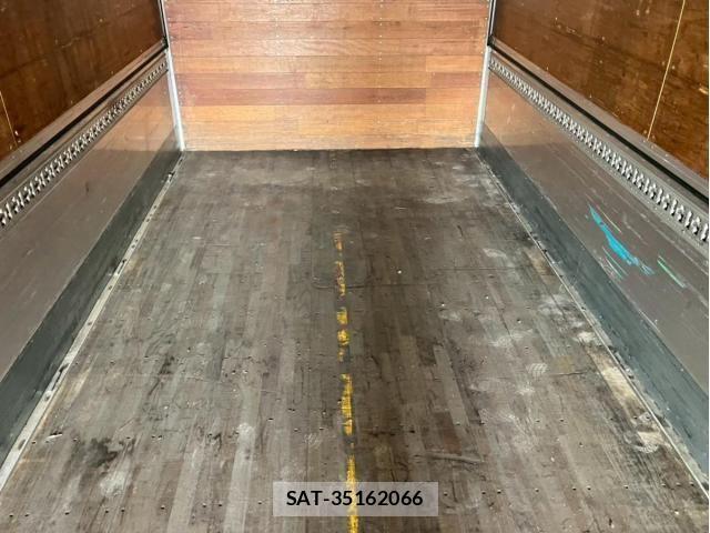 Isuzu GIGA 2014-01 6526228-26
