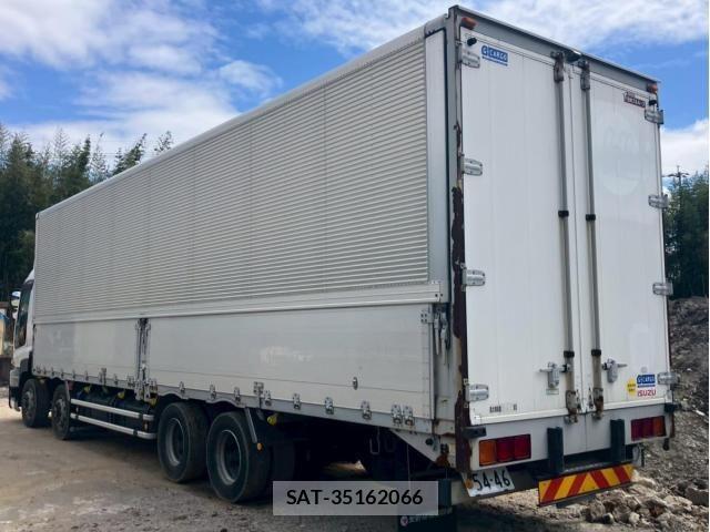 Isuzu GIGA 2014-01 6526228-6