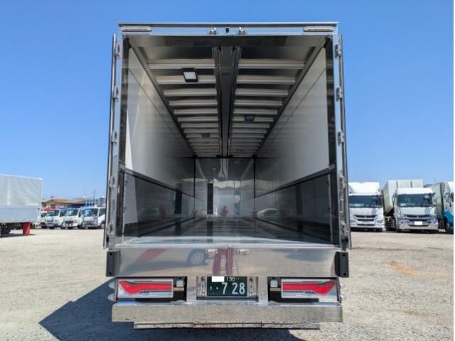 Isuzu GIGA 2024-09 6530341-9