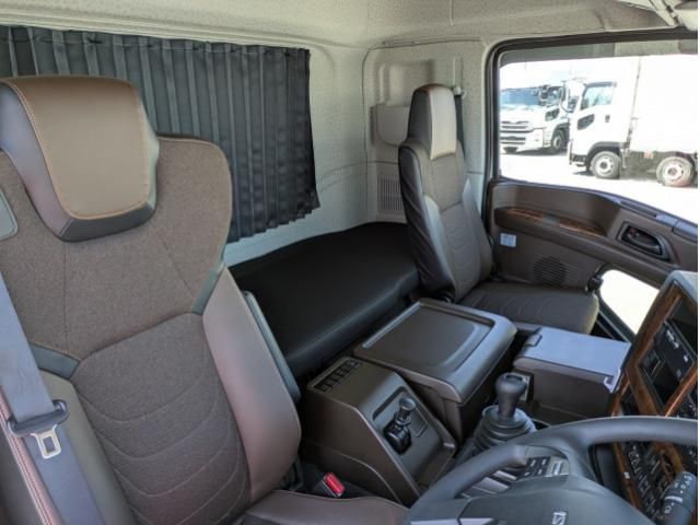Isuzu GIGA 2024-09 6530341-26