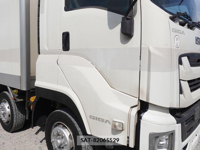 Isuzu GIGA 2018-02 6526227-5