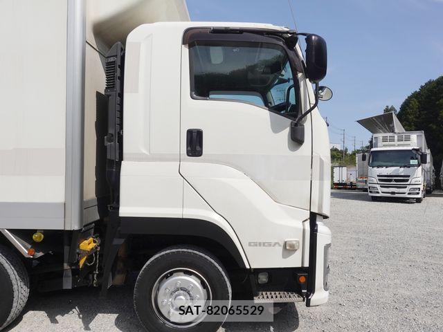 Isuzu GIGA 2018-02 6526227-6