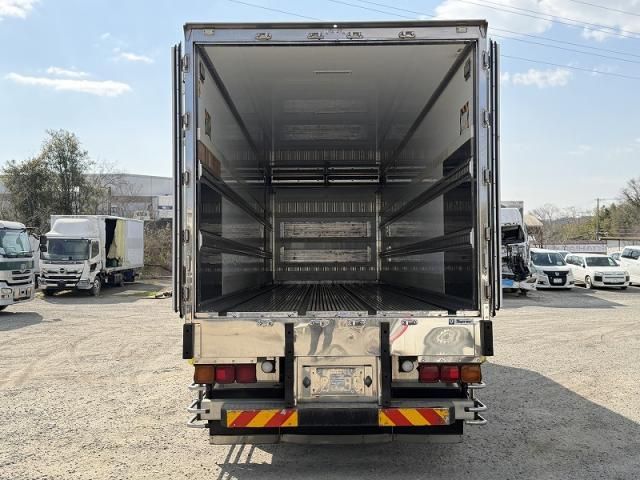 Isuzu GIGA 2018-08 6596737-8