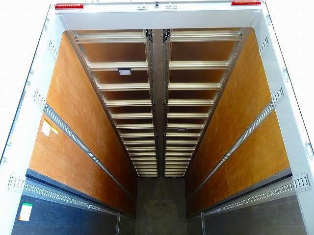 Isuzu GIGA 2025-02 6596727-23