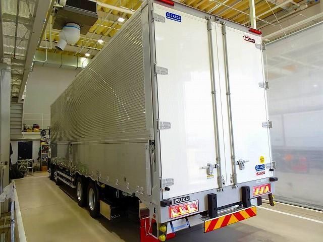 Isuzu GIGA 2025-02 6596727-3