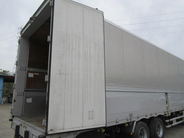 Isuzu GIGA 2016-01 6596742-9