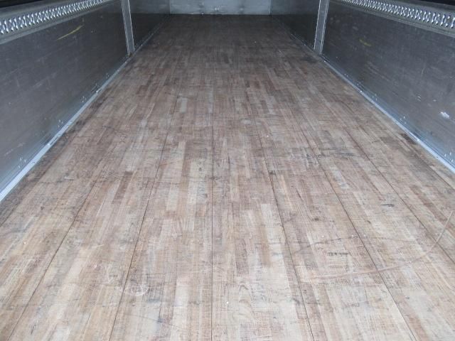 Isuzu GIGA 2016-01 6596742-15