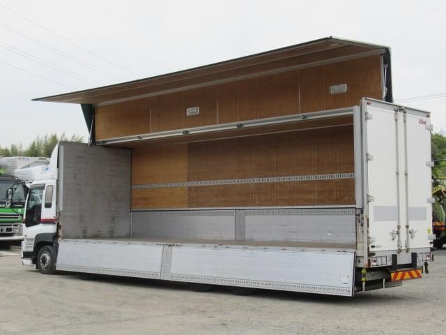 Isuzu GIGA 2016-01 6596742-6