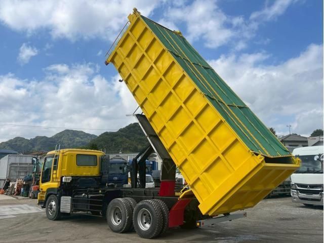 Isuzu GIGA 2008-09 6596740-13