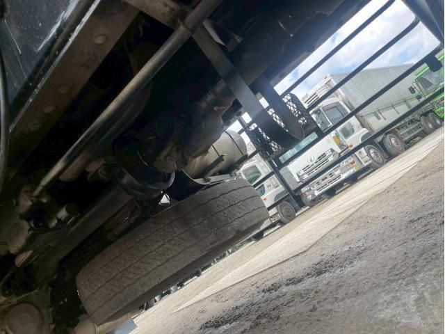 Isuzu GIGA 2008-09 6596740-28