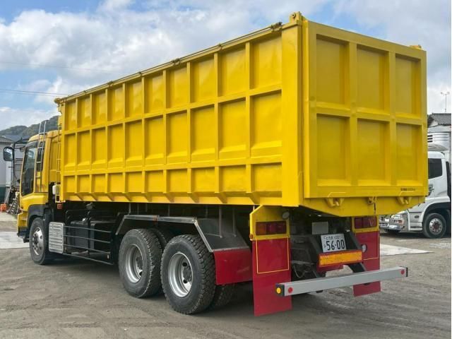 Isuzu GIGA 2008-09 6596740-4