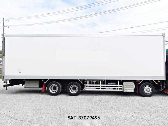 Isuzu GIGA 2017-03 6671533-3